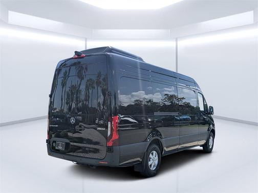 2025 Mercedes-Benz Sprinter 2500 High Roof
