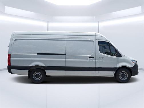 2025 Mercedes-Benz Sprinter 2500 High Roof
