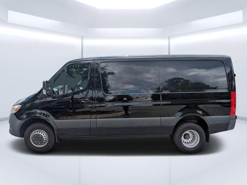 Jet Black 2024 Mercedes-Benz Sprinter 3500XD Standard Roof
