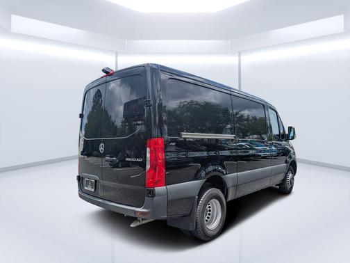Jet Black 2024 Mercedes-Benz Sprinter 3500XD Standard Roof