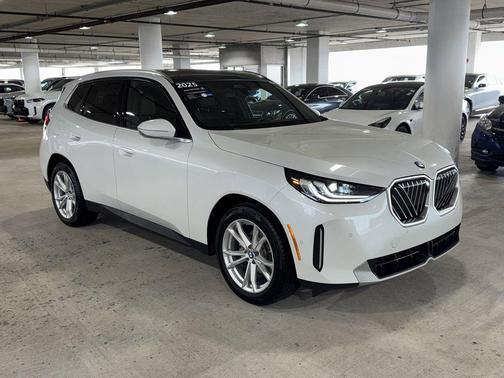 White Metallic 2025 BMW X3 30 xDrive