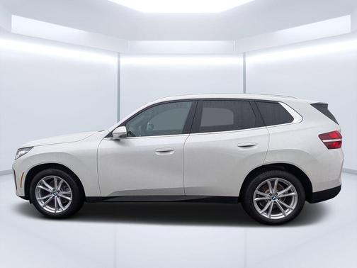 Mineral White Metallic 2025 BMW X3 30 xDrive