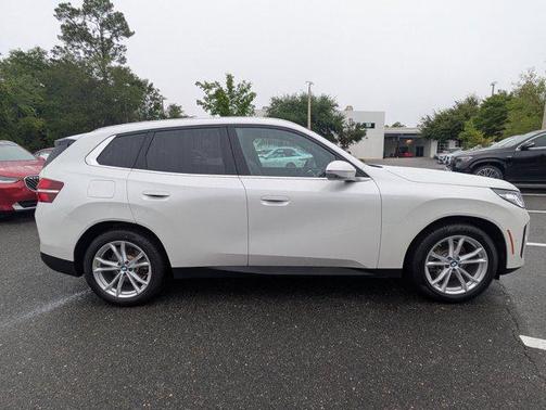 White Metallic 2025 BMW X3 30 xDrive