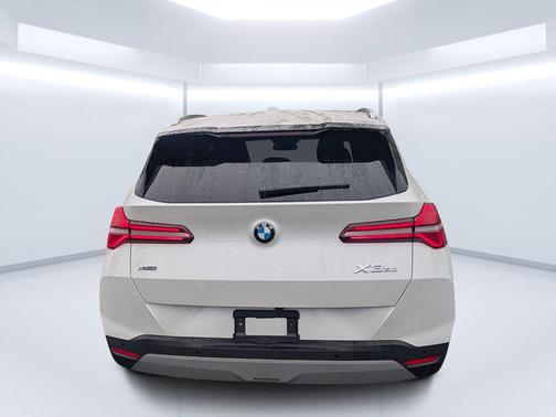 Mineral White Metallic 2025 BMW X3 30 xDrive
