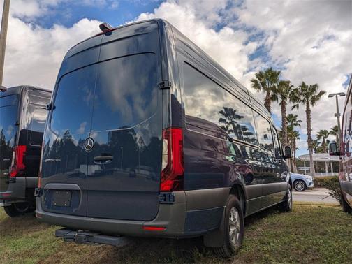 2024 Mercedes-Benz Sprinter 2500 High Roof