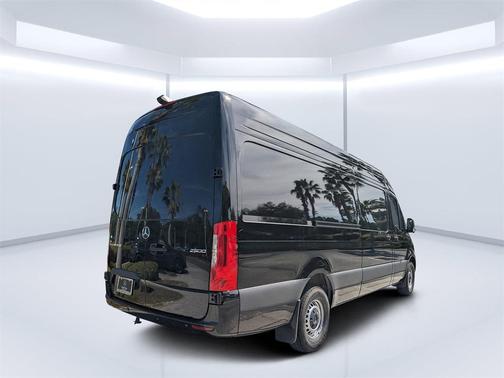 2025 Mercedes-Benz Sprinter 2500 High Roof