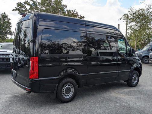 2019 Mercedes-Benz Sprinter 1500 Standard Roof I4