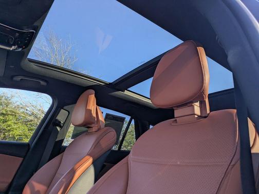 2023 Mercedes-Benz GLC 300 Base