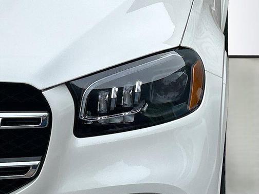 2022 Mercedes-Benz GLS 450 4MATIC