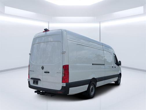 2025 Mercedes-Benz Sprinter 2500 High Roof