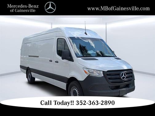 2025 Mercedes-Benz Sprinter 2500 High Roof