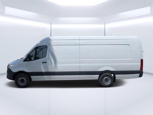 2025 Mercedes-Benz Sprinter 2500 High Roof