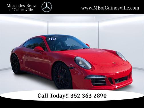 2015 Porsche 911 Carrera GTS