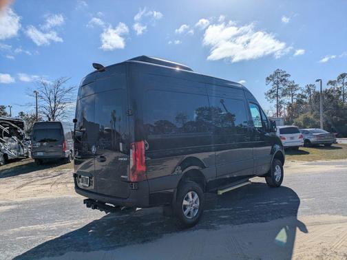 2026 Mercedes-Benz Sprinter 2500 Standard Roof