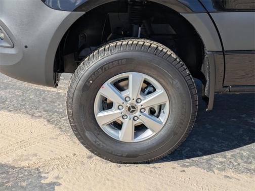 2026 Mercedes-Benz Sprinter 2500 Standard Roof