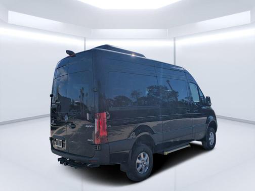 Obsidian Black Metallic 2026 Mercedes-Benz Sprinter 2500 Standard Roof
