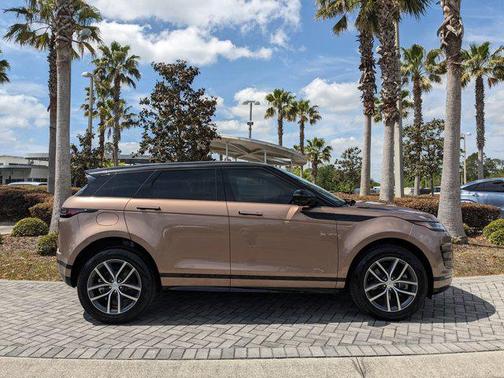 2024 Land Rover Range Rover Evoque Dynamic SE