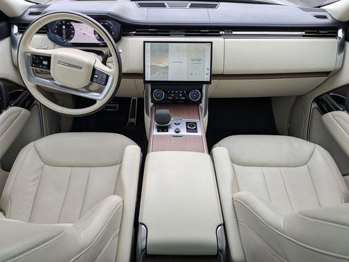 2023 Land Rover Range Rover Autobiography