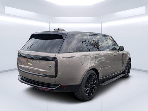 2023 Land Rover Range Rover Autobiography