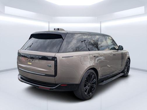 2023 Land Rover Range Rover Autobiography