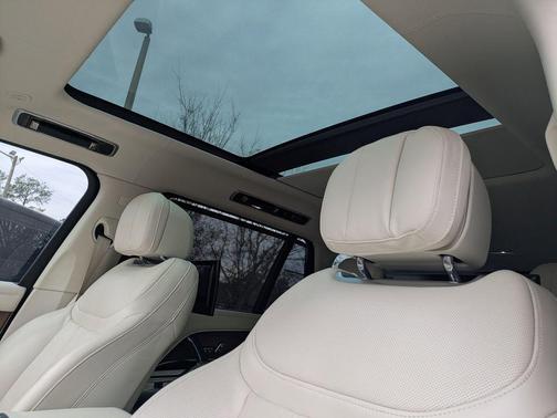 2023 Land Rover Range Rover Autobiography