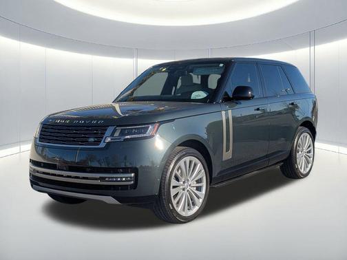 Belgravia Green Metallic 2025 Land Rover Range Rover P530 SE
