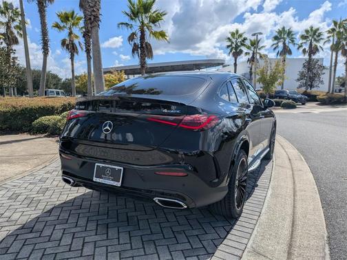 2026 Mercedes-Benz GLC 300 4MATIC Coupe