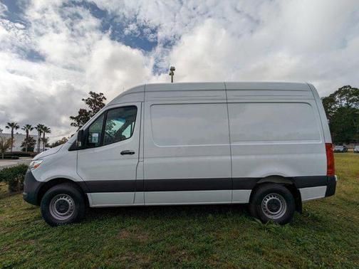 2025 Mercedes-Benz Sprinter 2500 Standard Roof