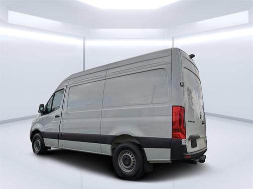 2025 Mercedes-Benz Sprinter 2500 Standard Roof