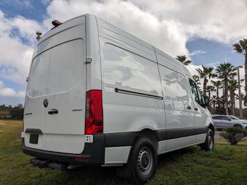 2025 Mercedes-Benz Sprinter 2500 Standard Roof