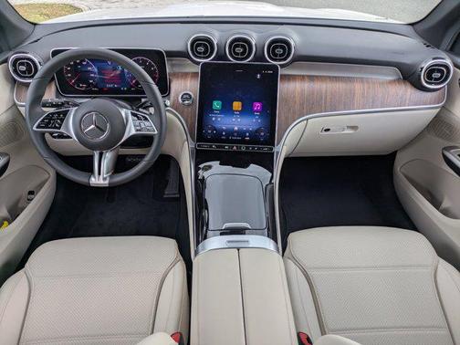 2025 Mercedes-Benz GLC 300 Base