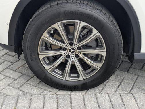 2025 Mercedes-Benz GLC 300 Base