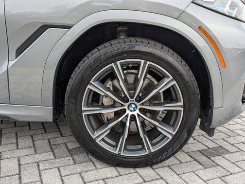 2024 BMW X6 xDrive40i