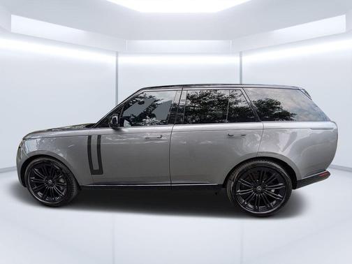Eiger Grey Metallic 2023 Land Rover Range Rover P530 SE