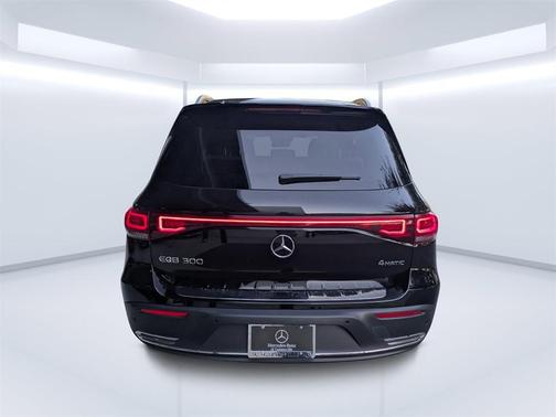 2023 Mercedes-Benz EQB 300 4MATIC