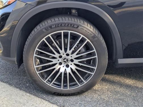 2024 Mercedes-Benz GLC 300 Base