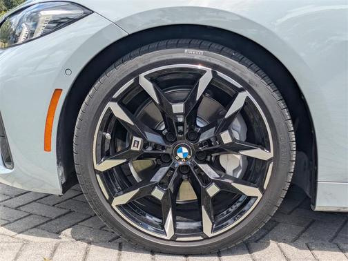 2025 BMW 430 i