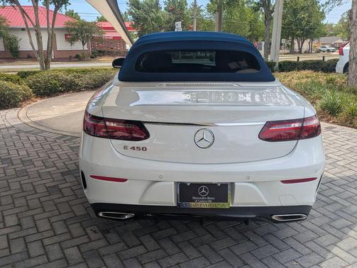MANUFAKTUR Moonlight White Metallic 2023 Mercedes-Benz E-Class E 450