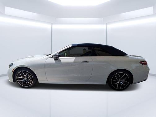 MANUFAKTUR Moonlight White Metallic 2023 Mercedes-Benz E-Class E 450