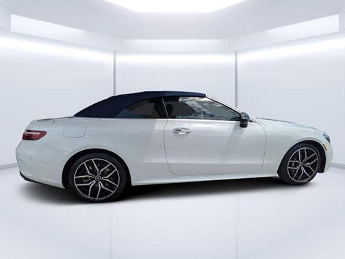 MANUFAKTUR Moonlight White Metallic 2023 Mercedes-Benz E-Class E 450