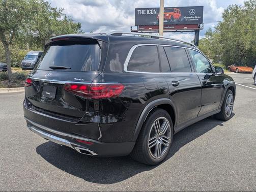 Obsidian Black Metallic 2024 Mercedes-Benz GLS 450 4MATIC