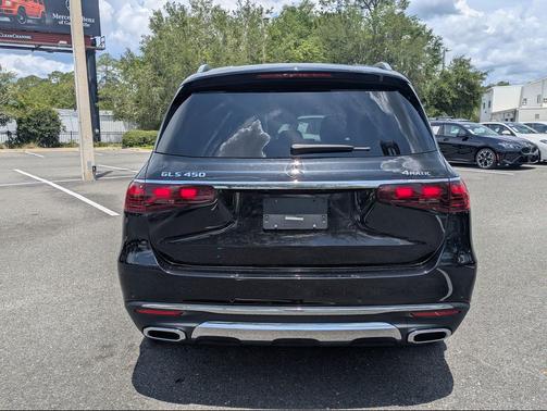 Obsidian Black Metallic 2024 Mercedes-Benz GLS 450 4MATIC