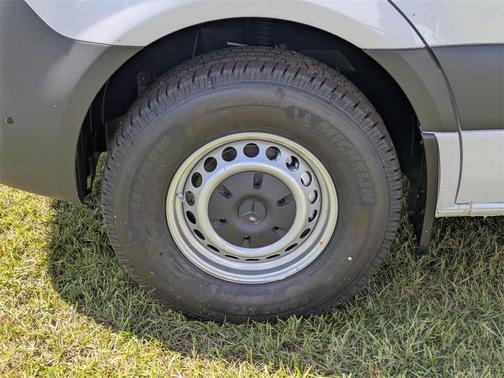 2025 Mercedes-Benz Sprinter 2500 High Roof