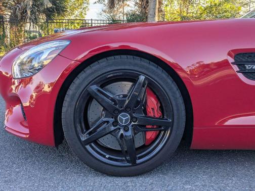 2016 Mercedes-Benz AMG GT S