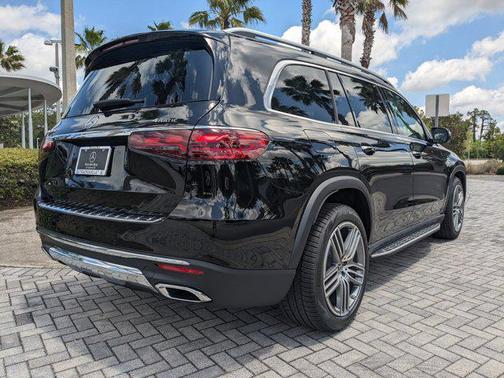 2025 Mercedes-Benz GLS 450 4MATIC