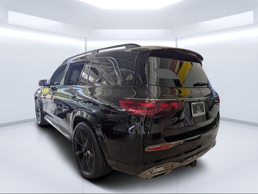Obsidian 2026 Mercedes-Benz Maybach GLS 600 4MATIC