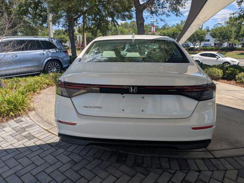 Platinum White Pearl 2024 Honda Accord LX 1.5T