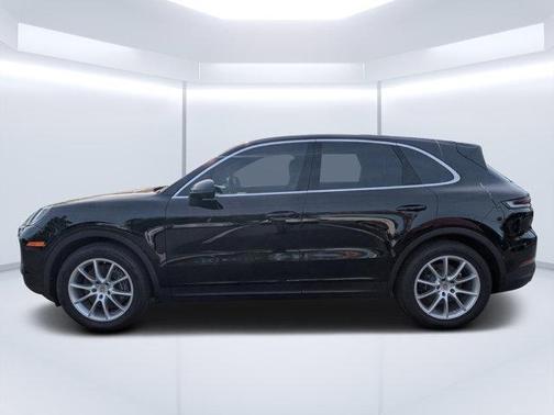 Black 2024 Porsche Cayenne Cayenne