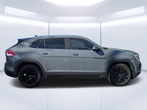 Pure Gray 2024 Volkswagen Atlas Cross Sport 2.0T SE w/Technology