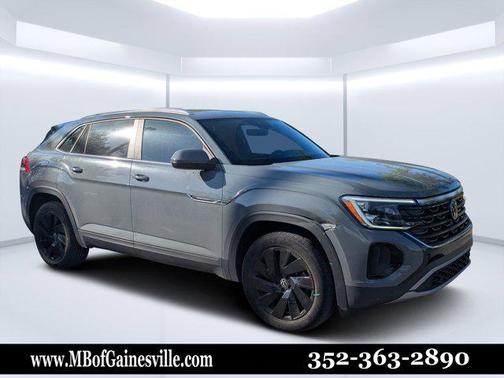 Pure Gray 2024 Volkswagen Atlas Cross Sport 2.0T SE w/Technology